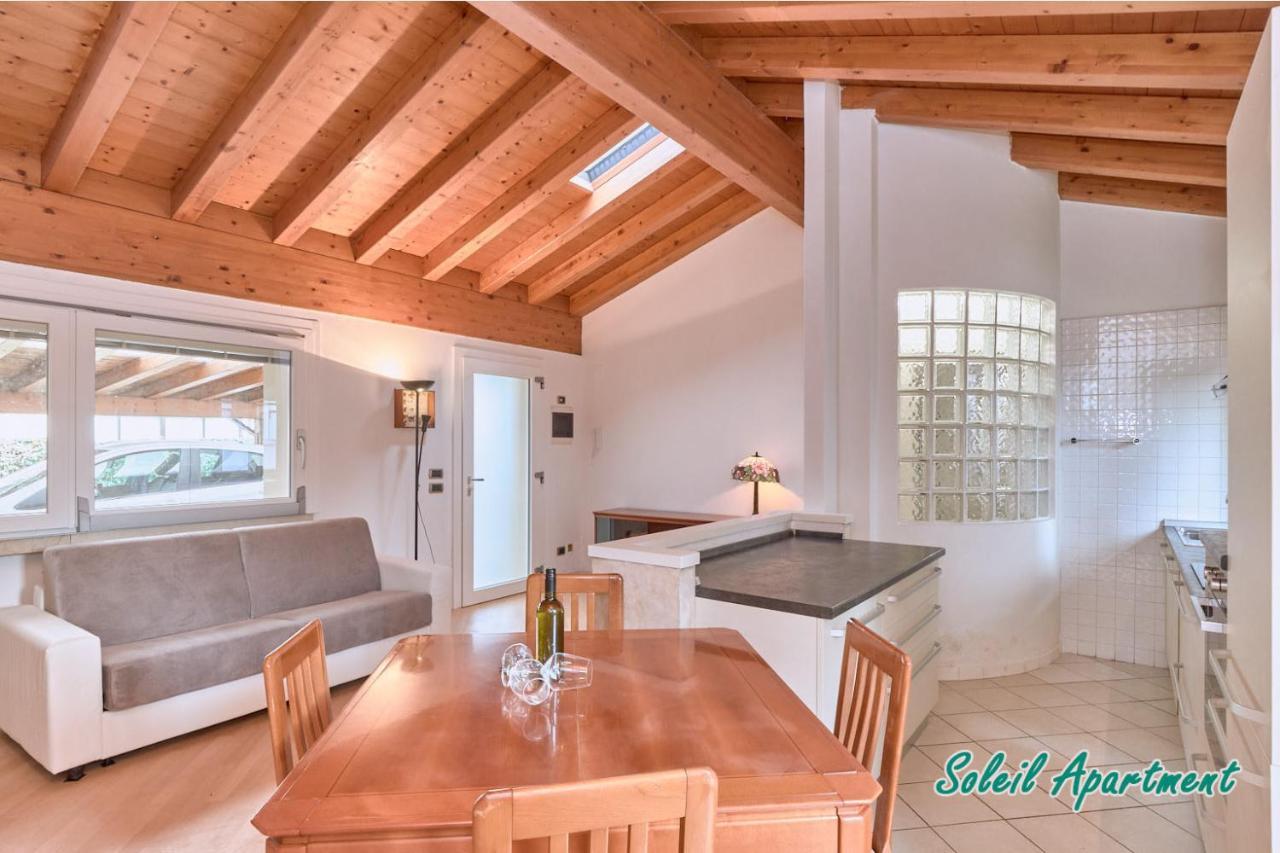 Casa Monique Apartments Desenzano del Garda Luaran gambar