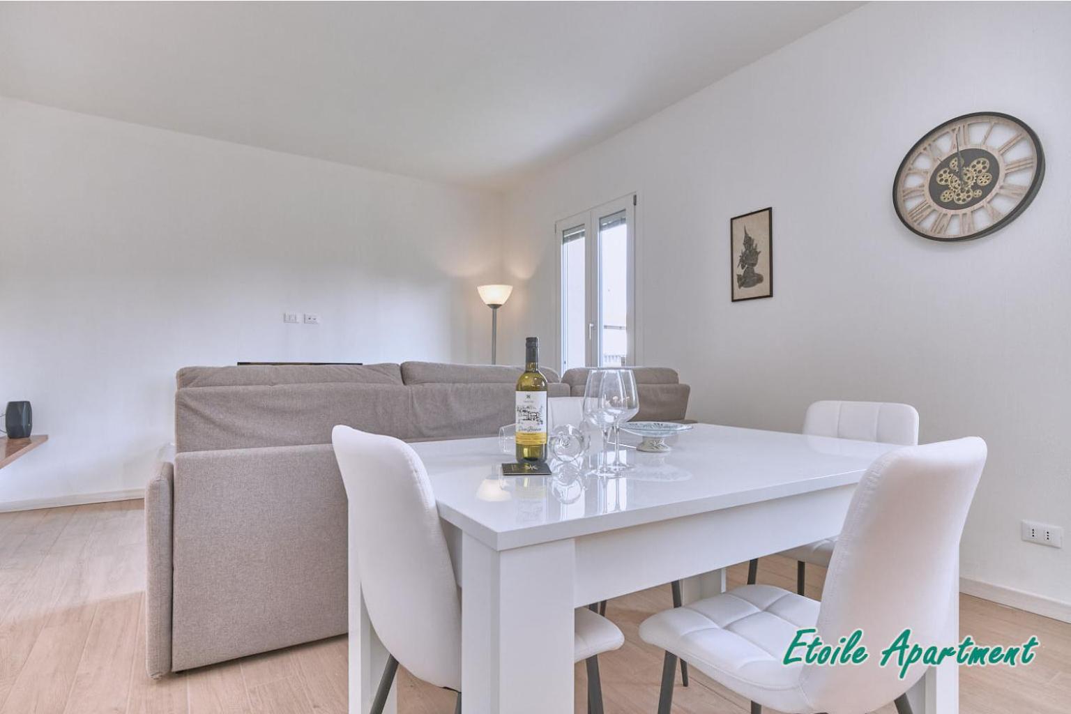 Casa Monique Apartments Desenzano del Garda Luaran gambar