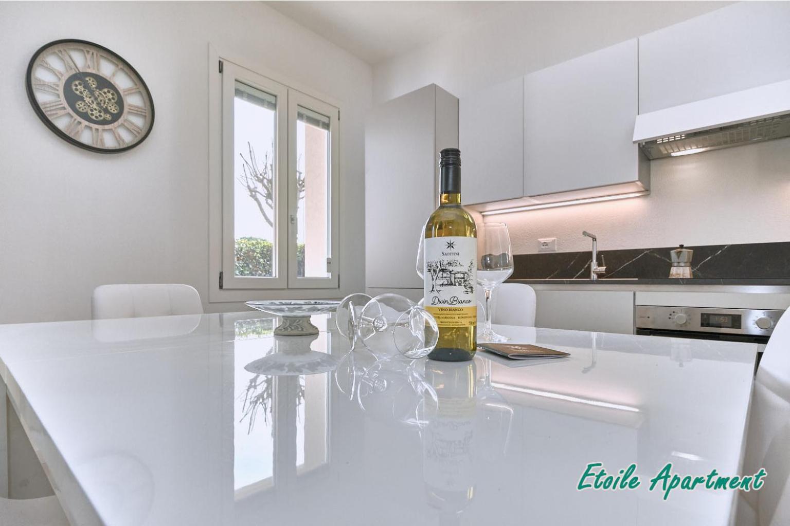 Casa Monique Apartments Desenzano del Garda Luaran gambar