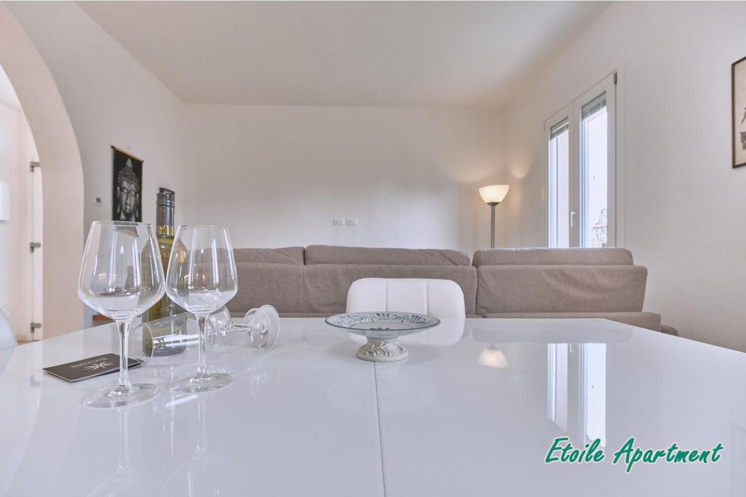 Casa Monique Apartments Desenzano del Garda Luaran gambar